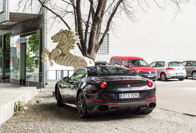 Ferrari California T