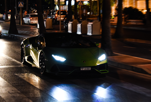 Lamborghini Huracán LP640-4 EVO Spyder