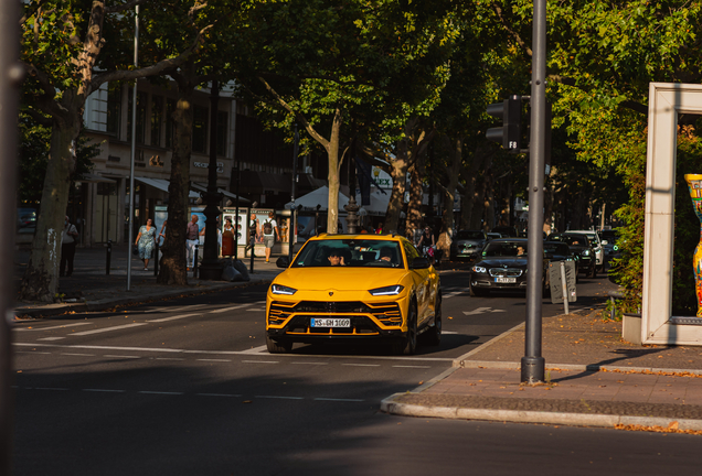 Lamborghini Urus