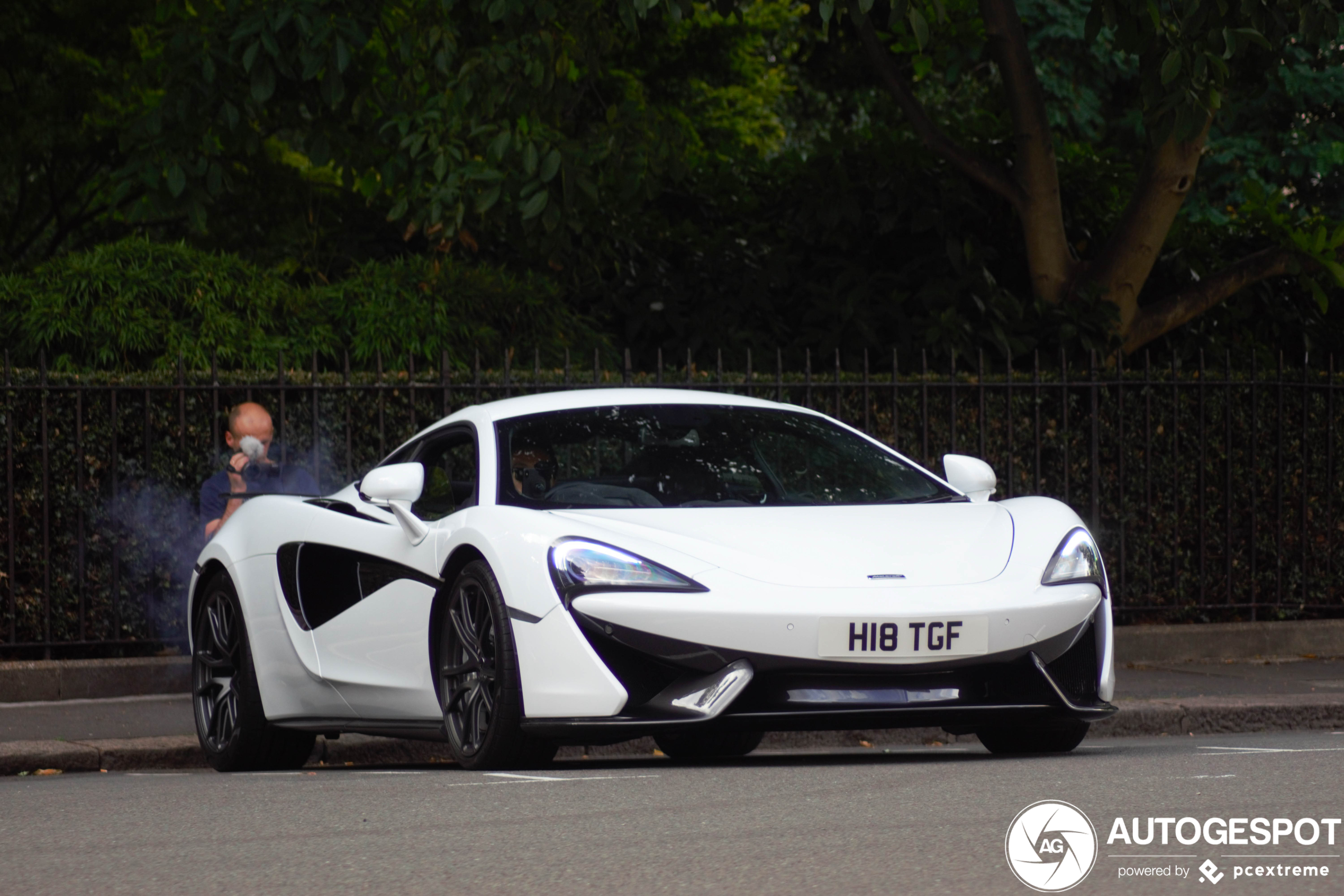 McLaren 570S