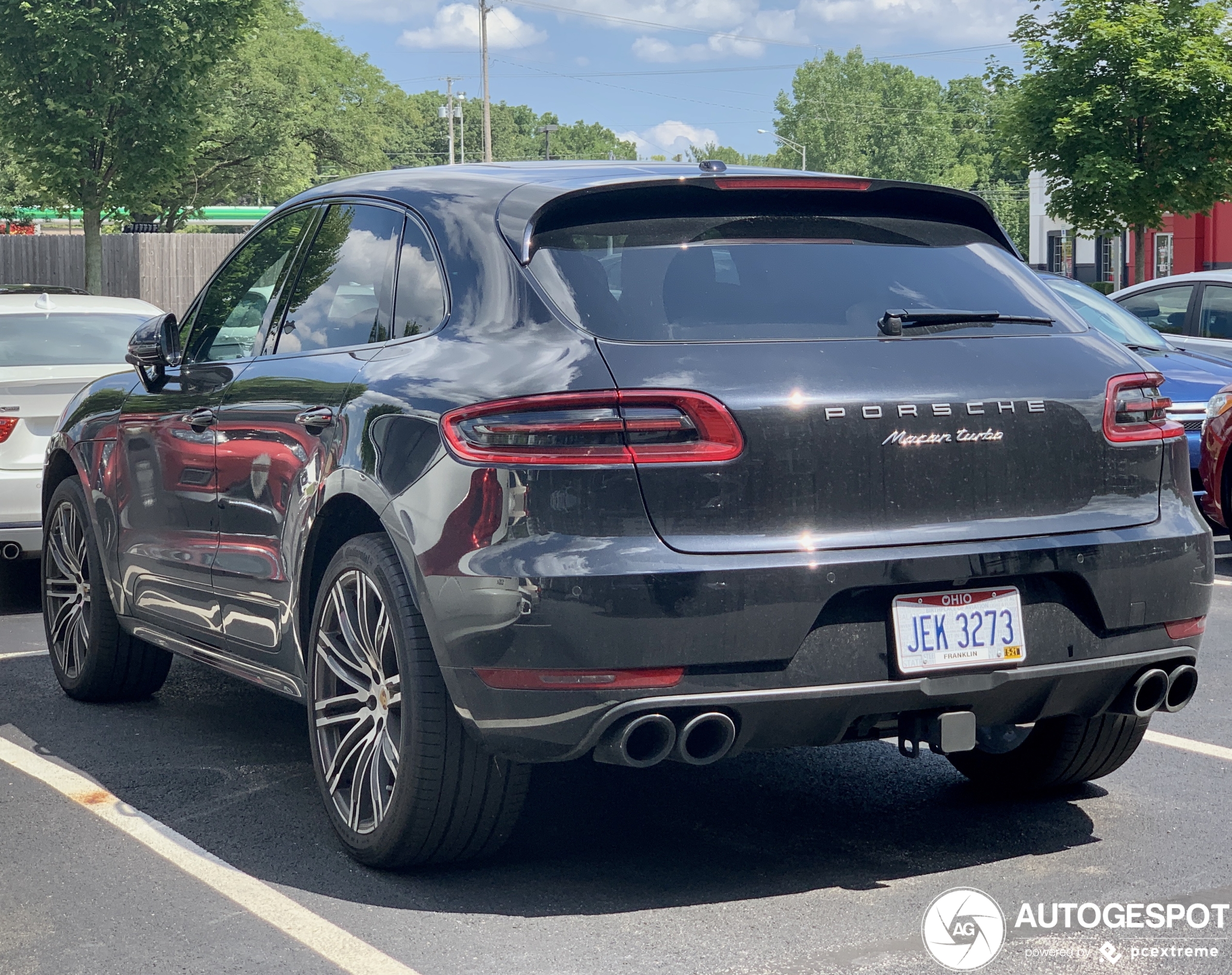 Porsche 95B Macan Turbo