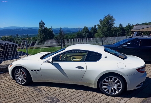 Maserati GranTurismo S Automatic