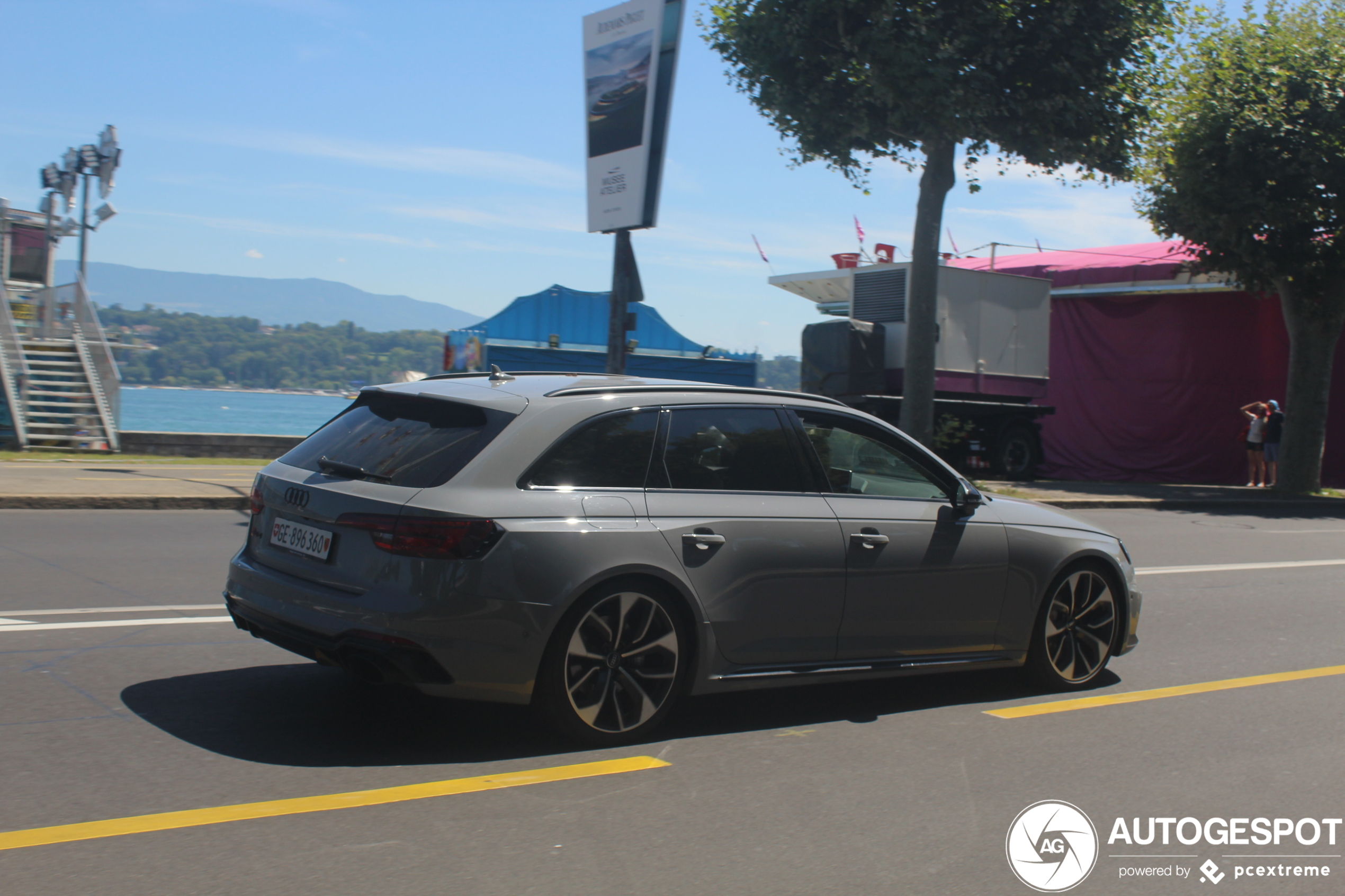 Audi RS4 Avant B9