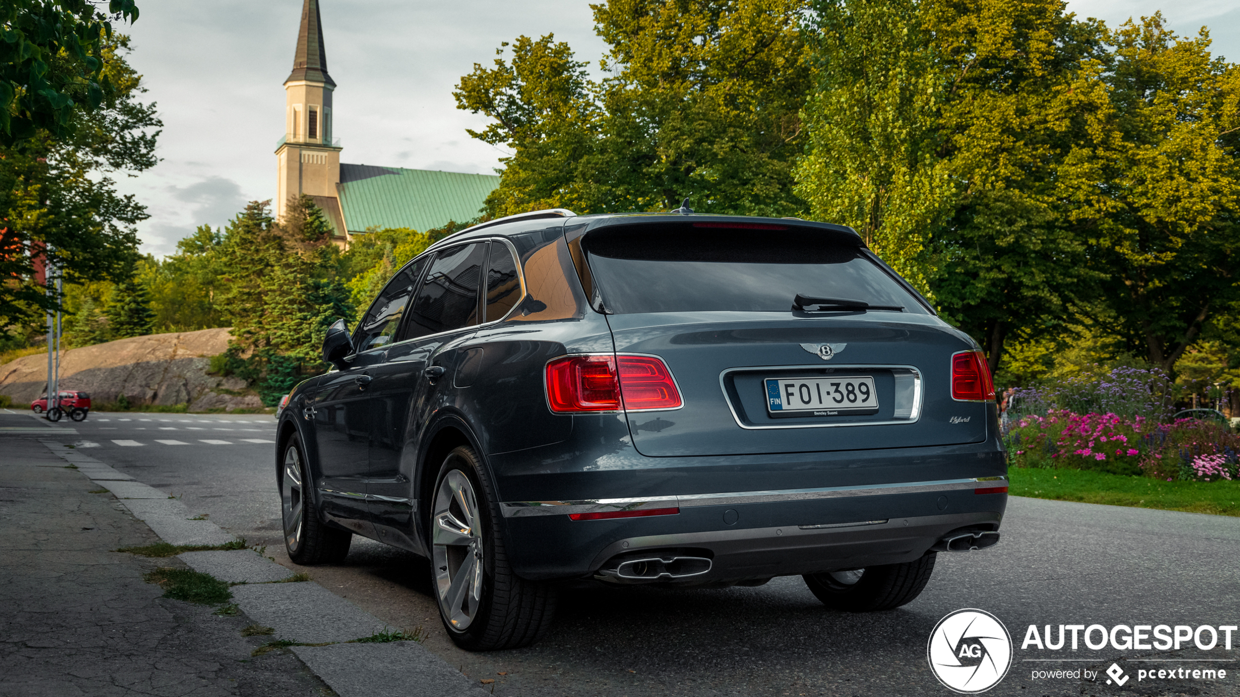 Bentley Bentayga Hybrid