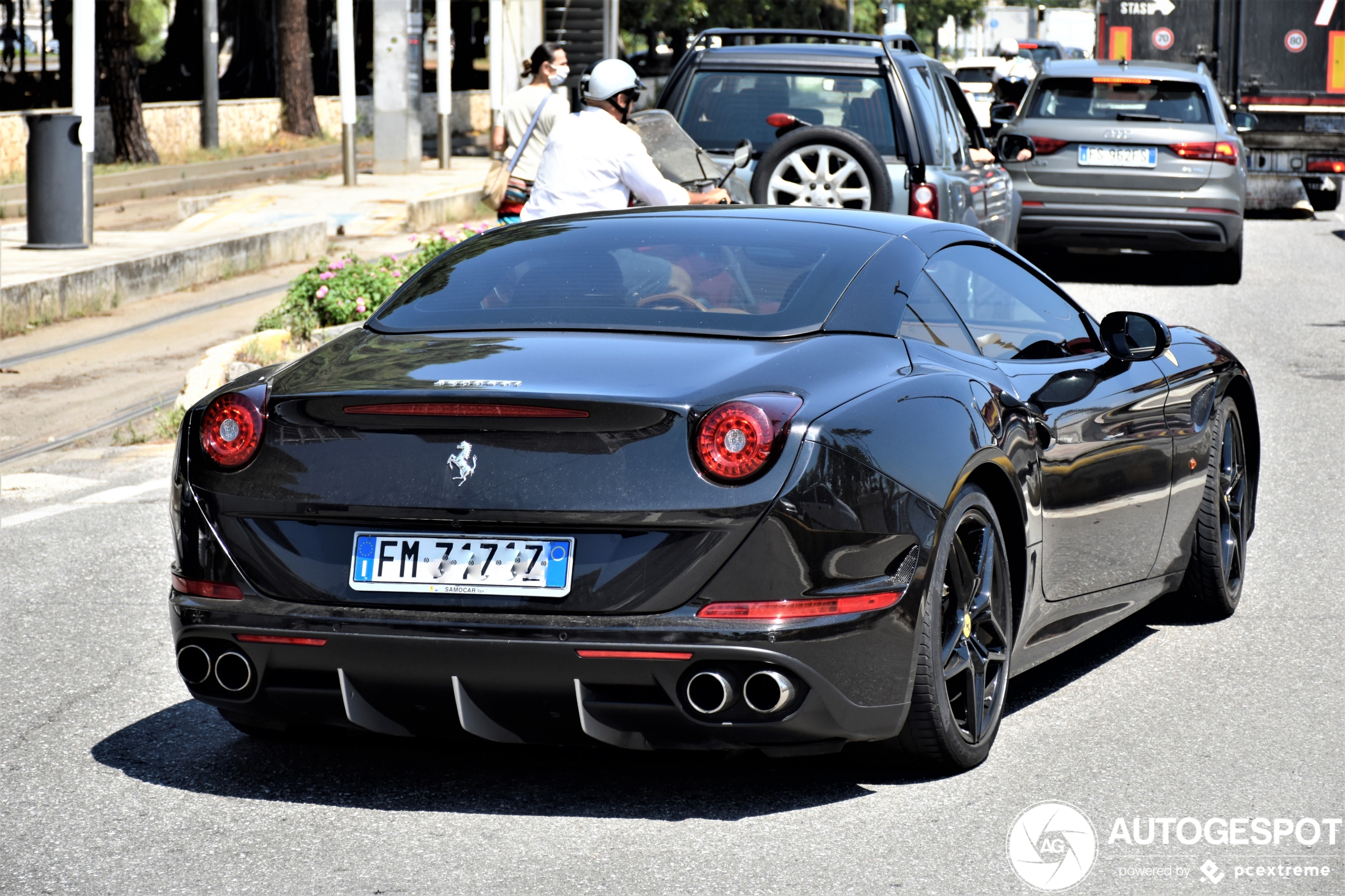 Ferrari California T