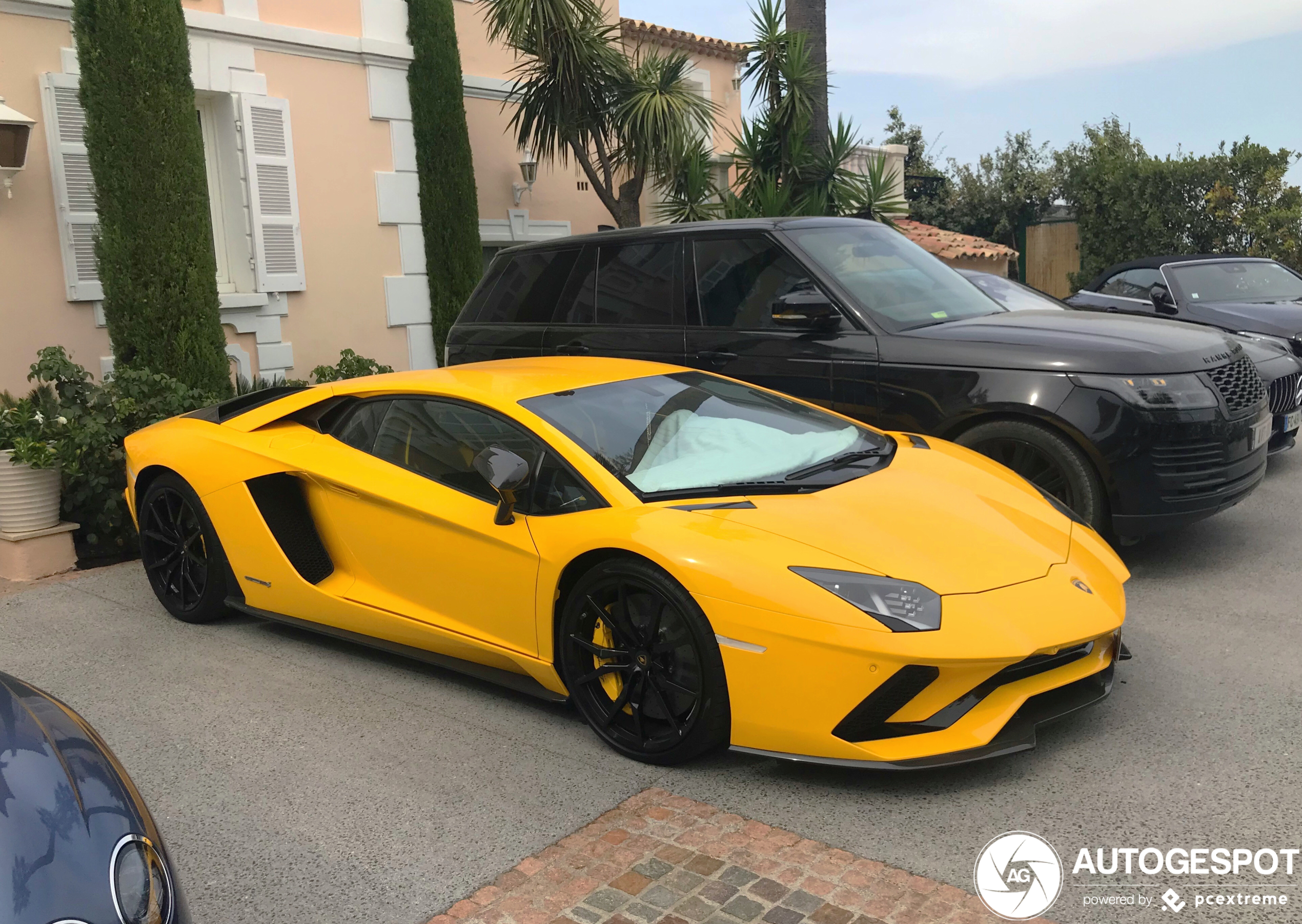 Lamborghini Aventador S LP740-4