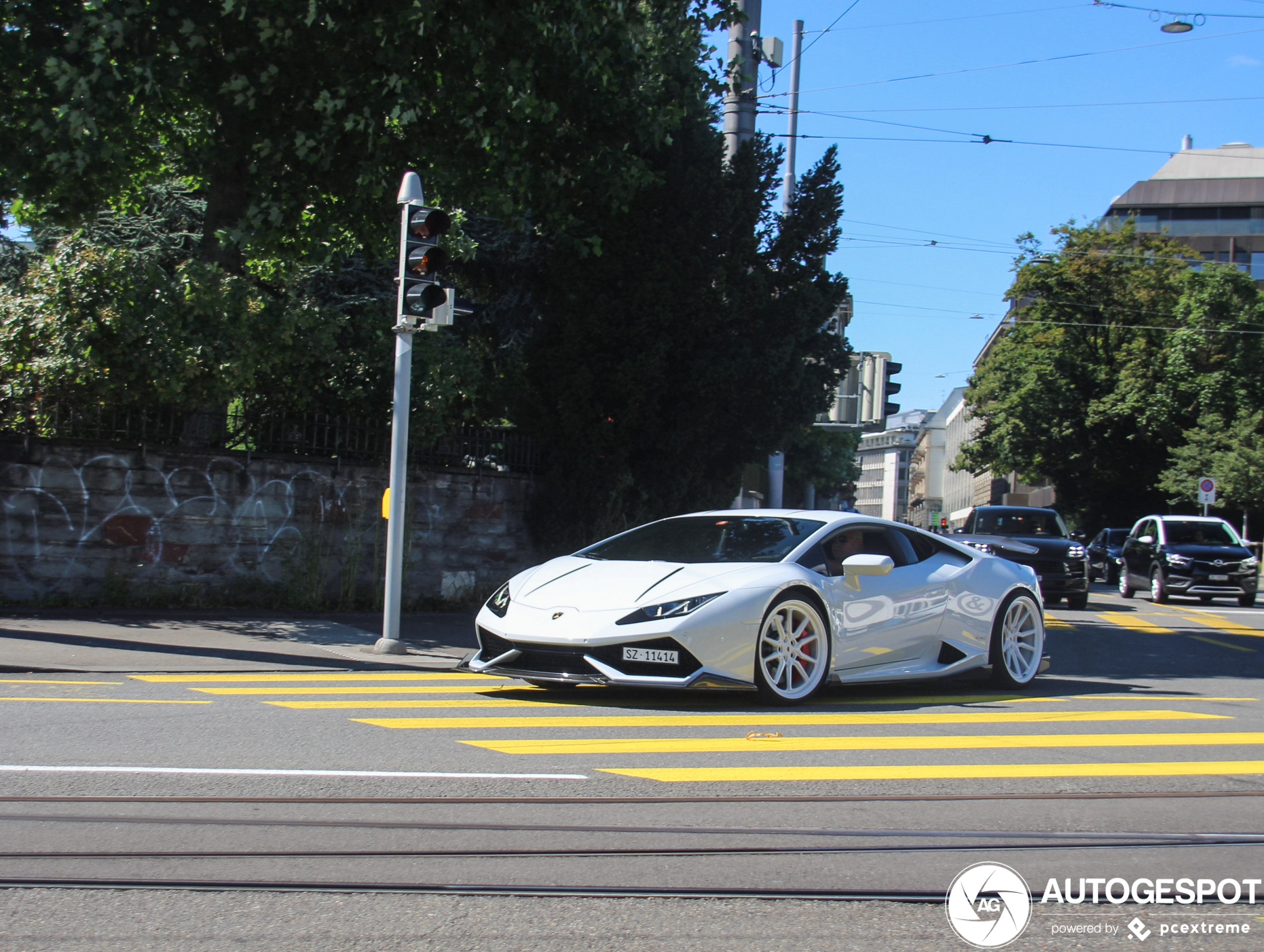 Lamborghini Huracán LP610-4 DMC Berlin Edition