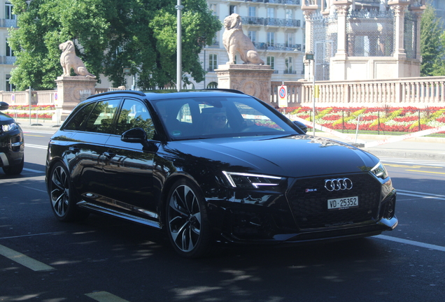 Audi RS4 Avant B9