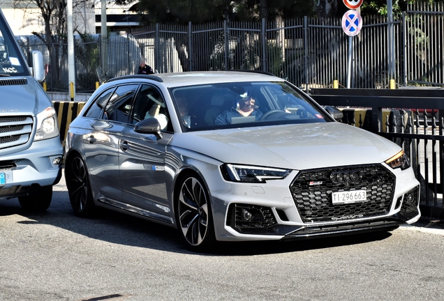 Audi RS4 Avant B9