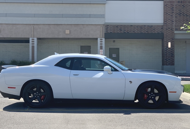 Dodge Challenger SRT Hellcat