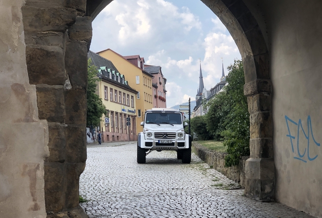 Mercedes-Benz G 500 4X4²