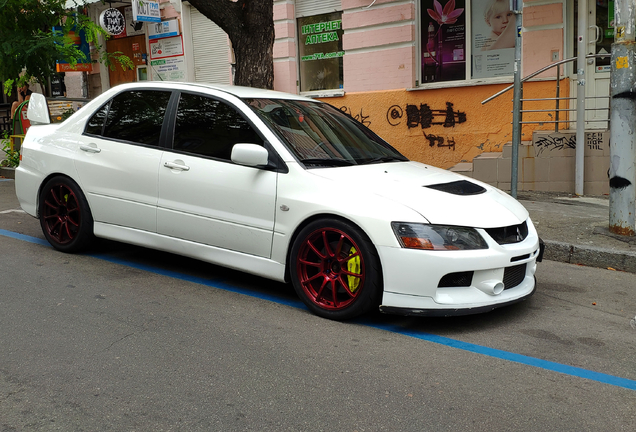 Mitsubishi Lancer Evolution IX