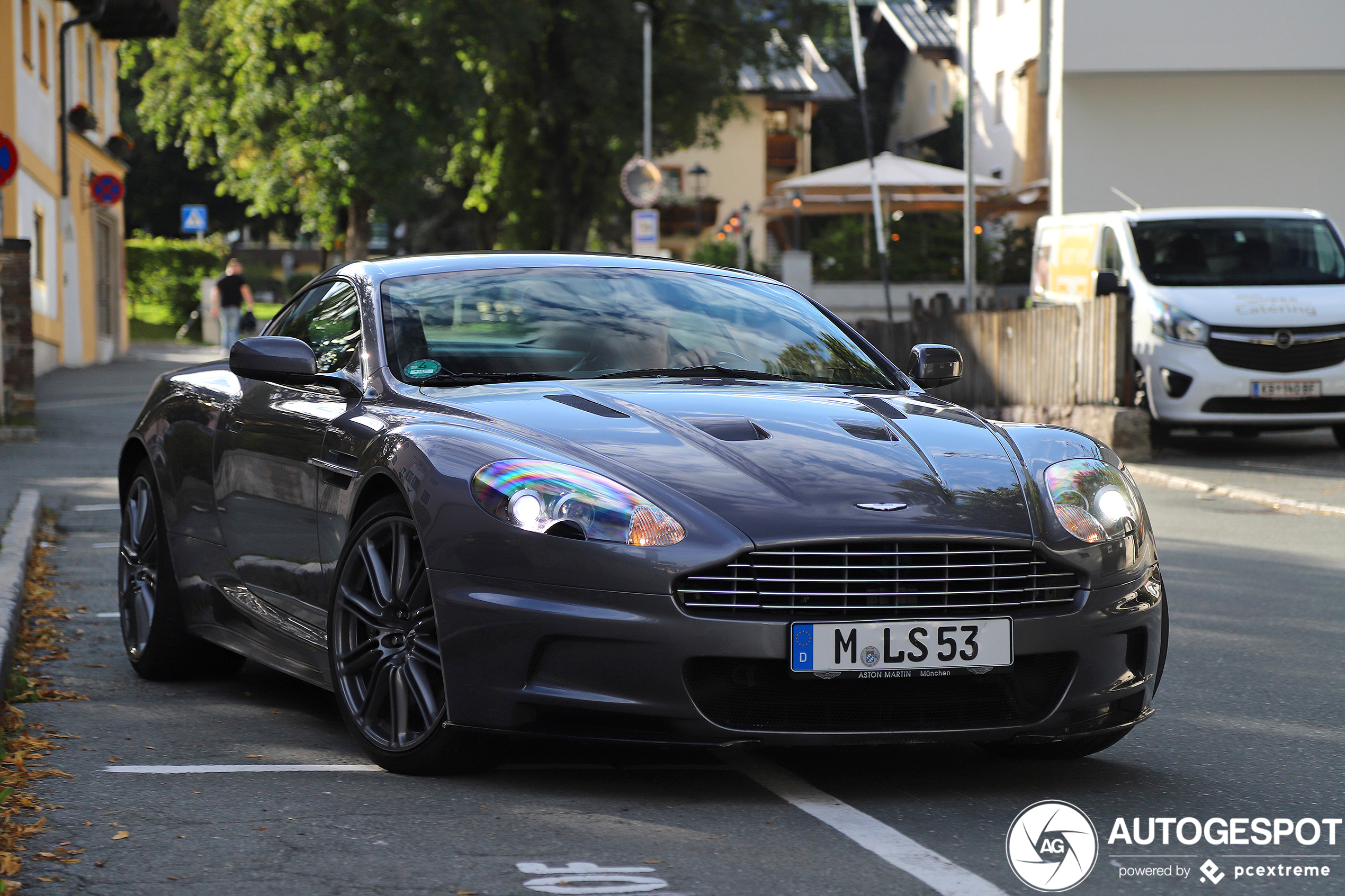 Aston Martin DBS