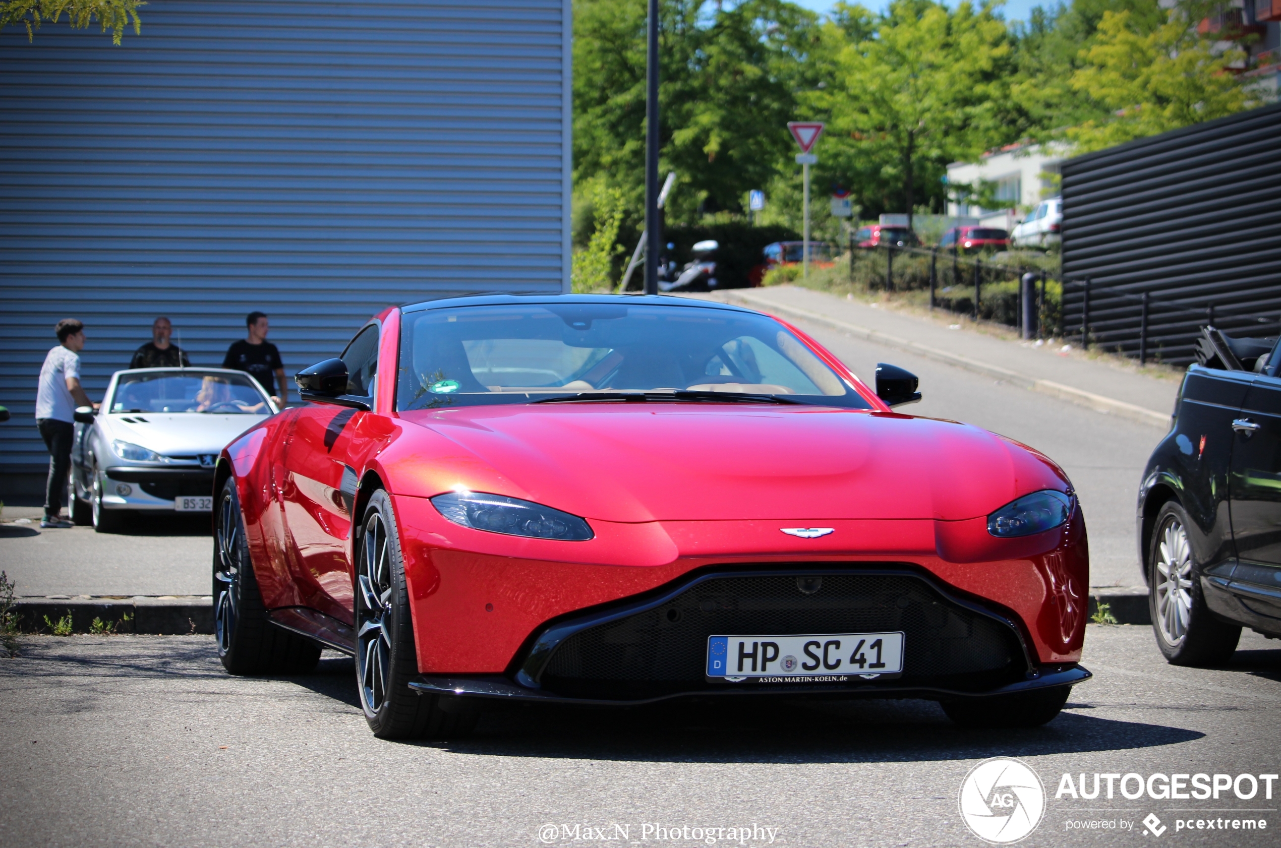 Aston Martin V8 Vantage 2018