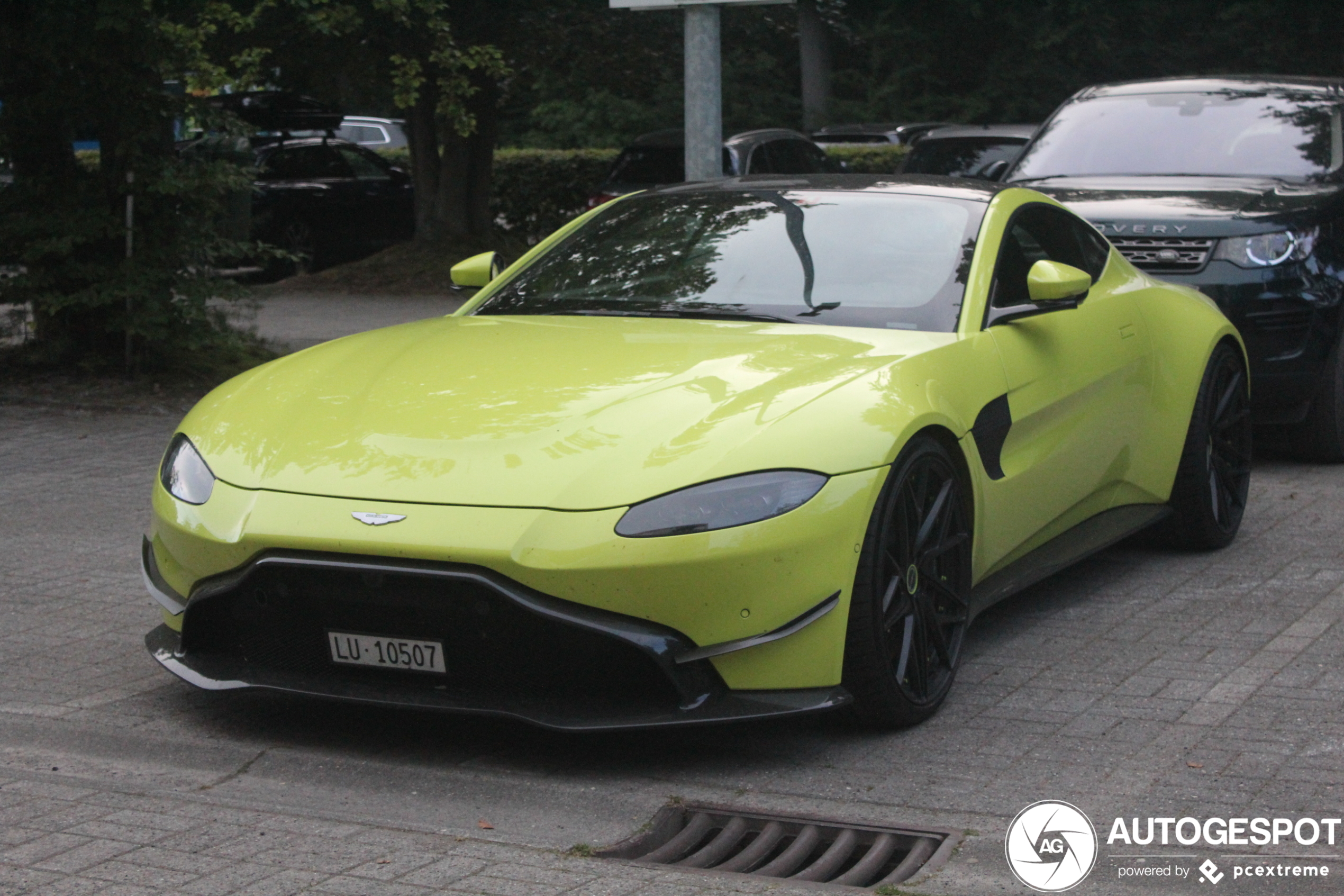 Aston Martin V8 Vantage 2018