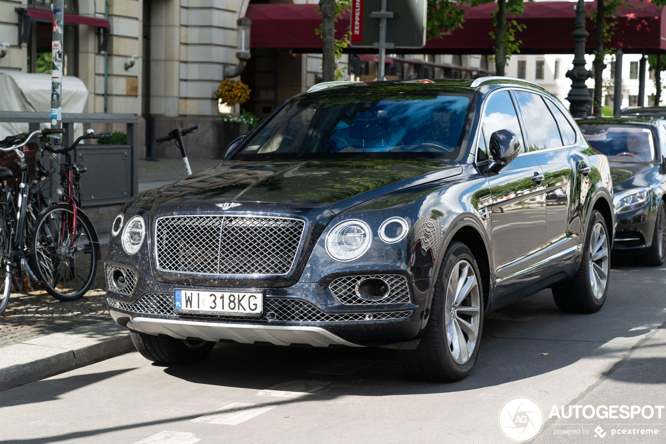 Bentley Bentayga V8