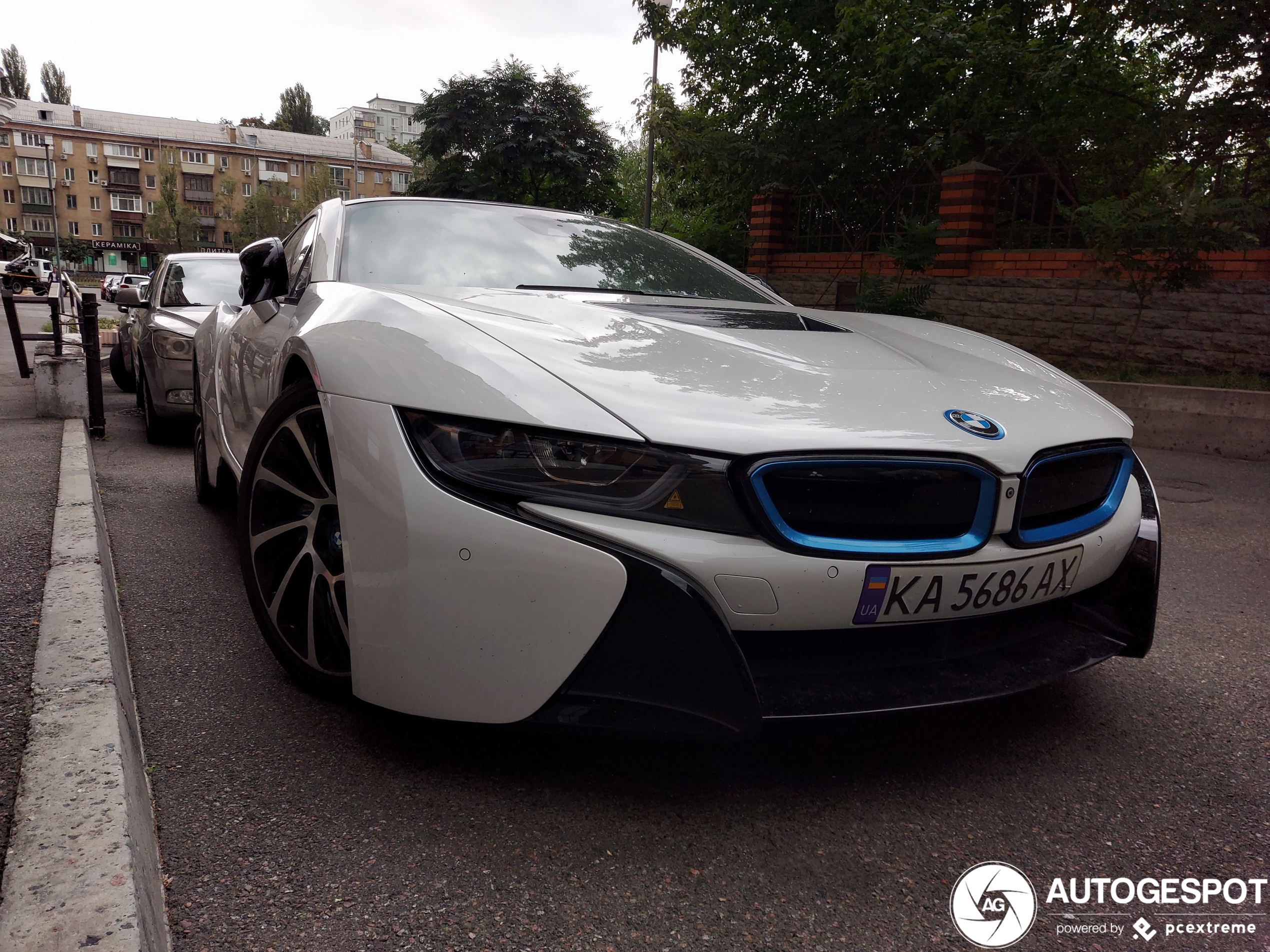 BMW i8