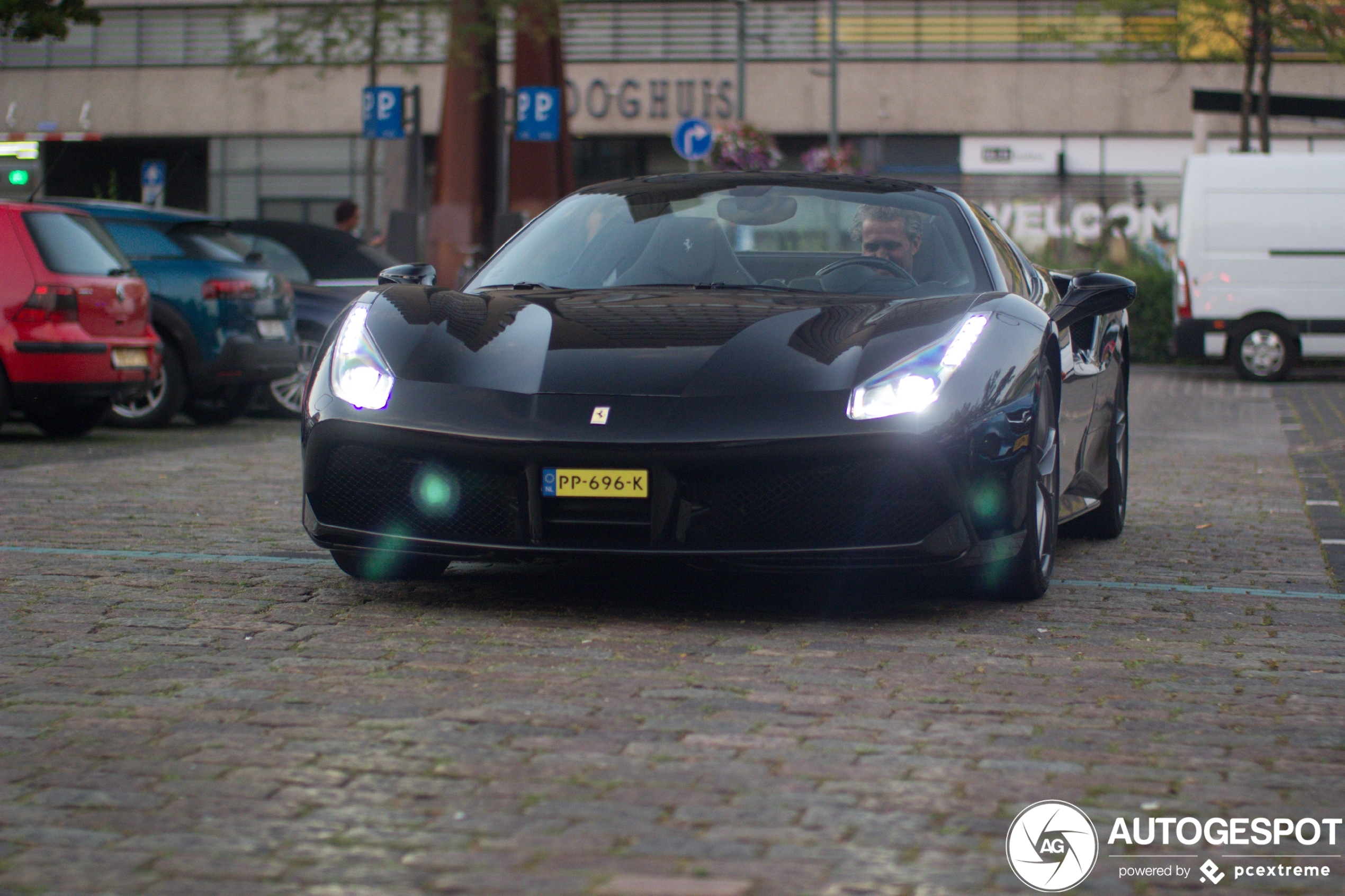 Ferrari 488 Spider