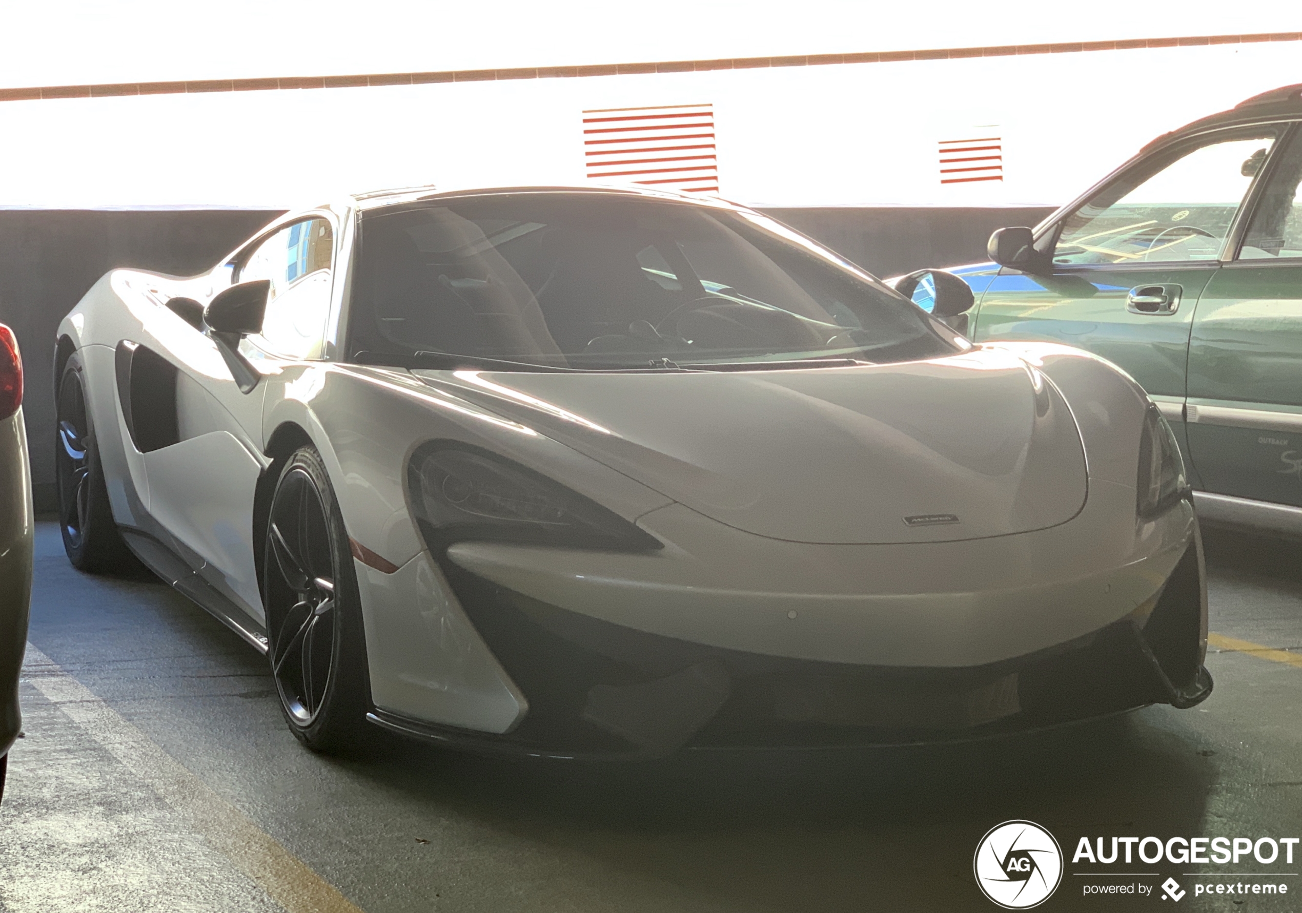 McLaren 570GT