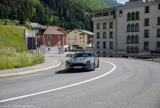 Aston Martin V12 Vantage S