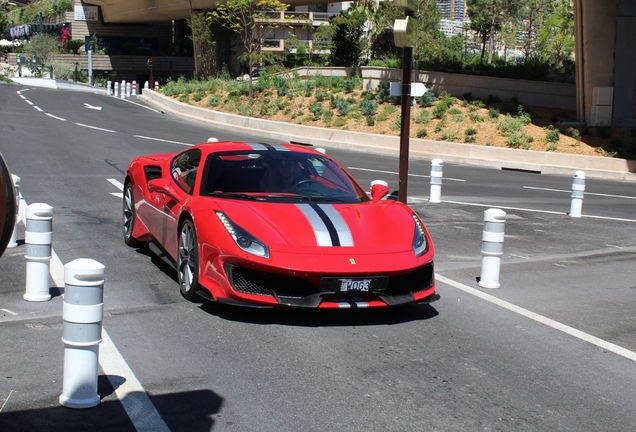 Ferrari 488 Pista