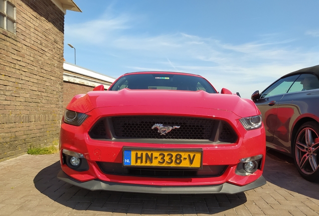 Ford Mustang GT Convertible 2015