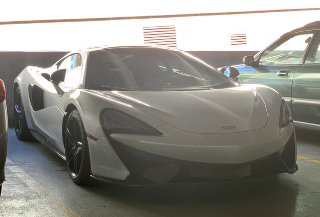 McLaren 570GT