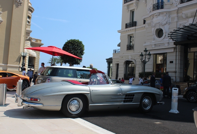 Mercedes-Benz 300SL Roadster