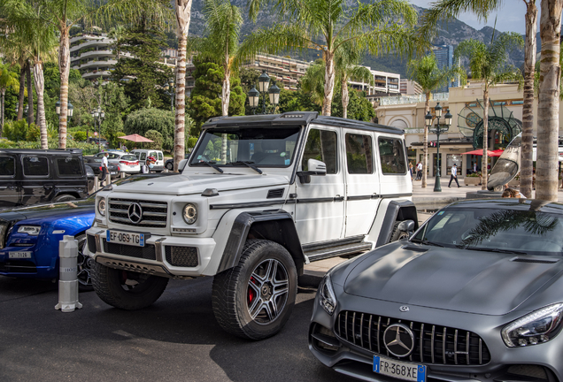 Mercedes-Benz G 500 4X4²