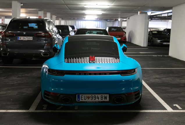 Porsche 992 Carrera 4S