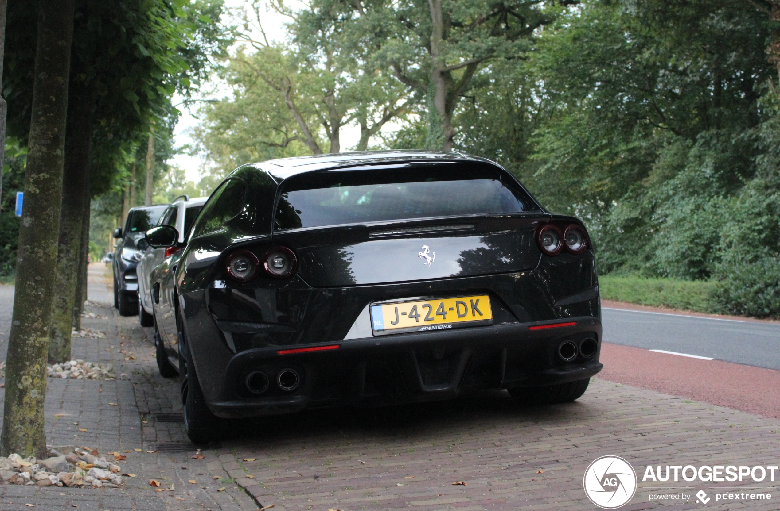 Ferrari GTC4Lusso