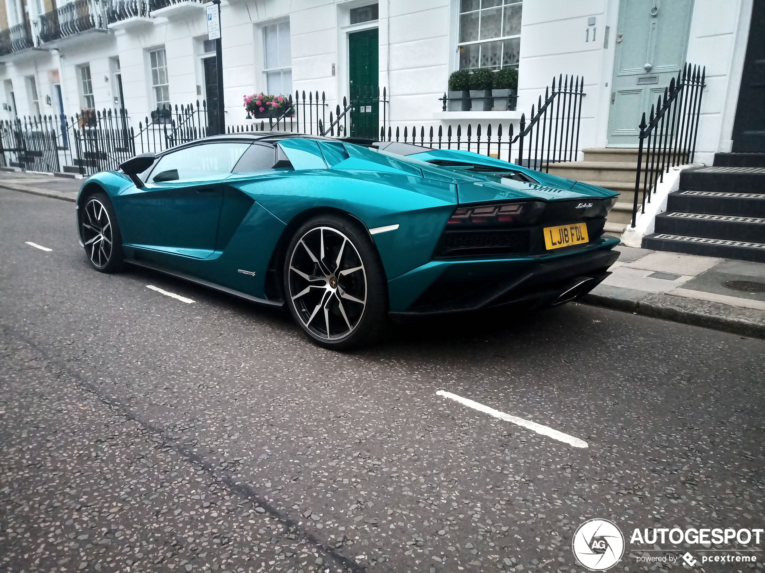 Lamborghini Aventador S LP740-4 Roadster