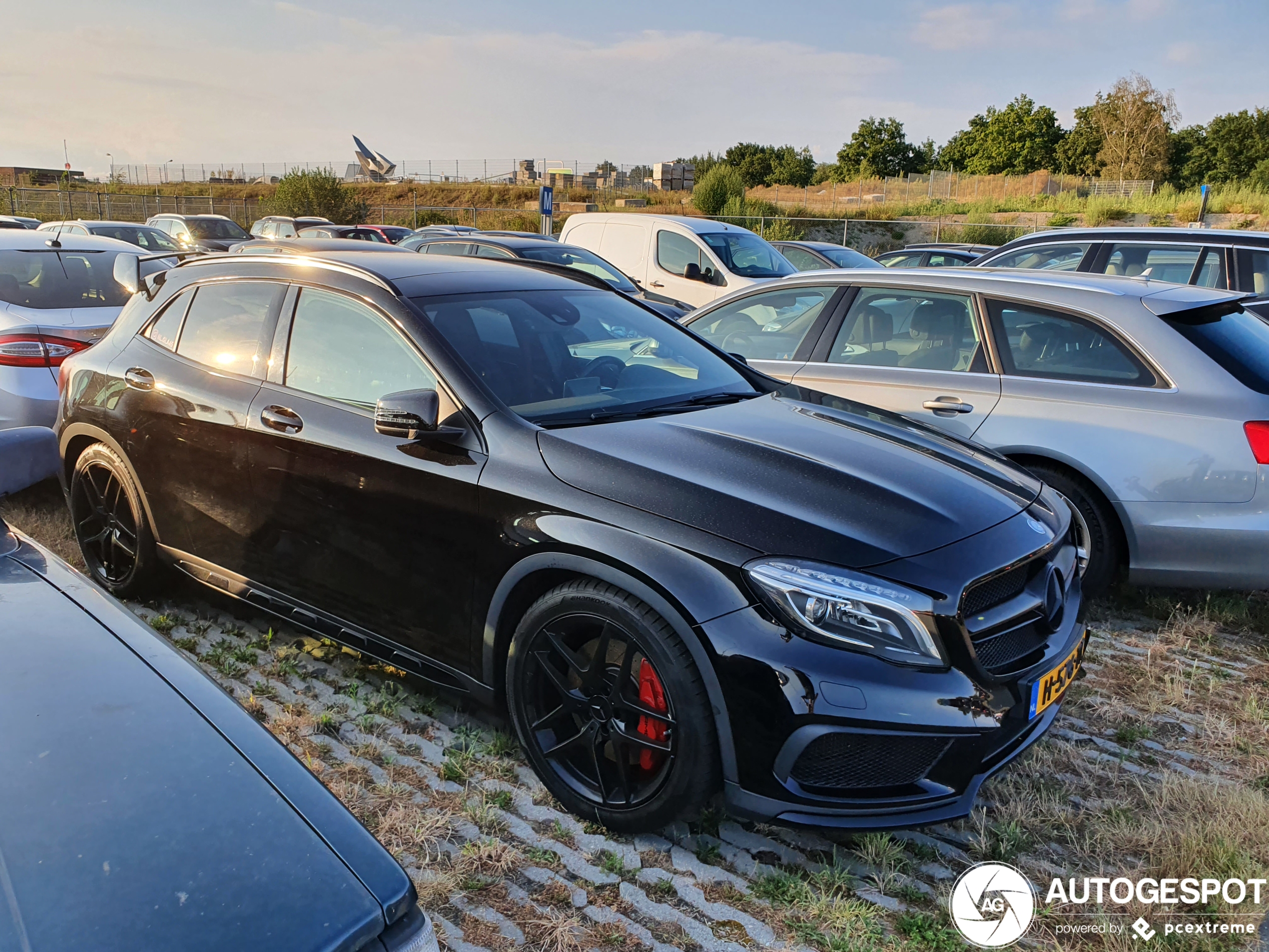 Mercedes-Benz GLA 45 AMG X156