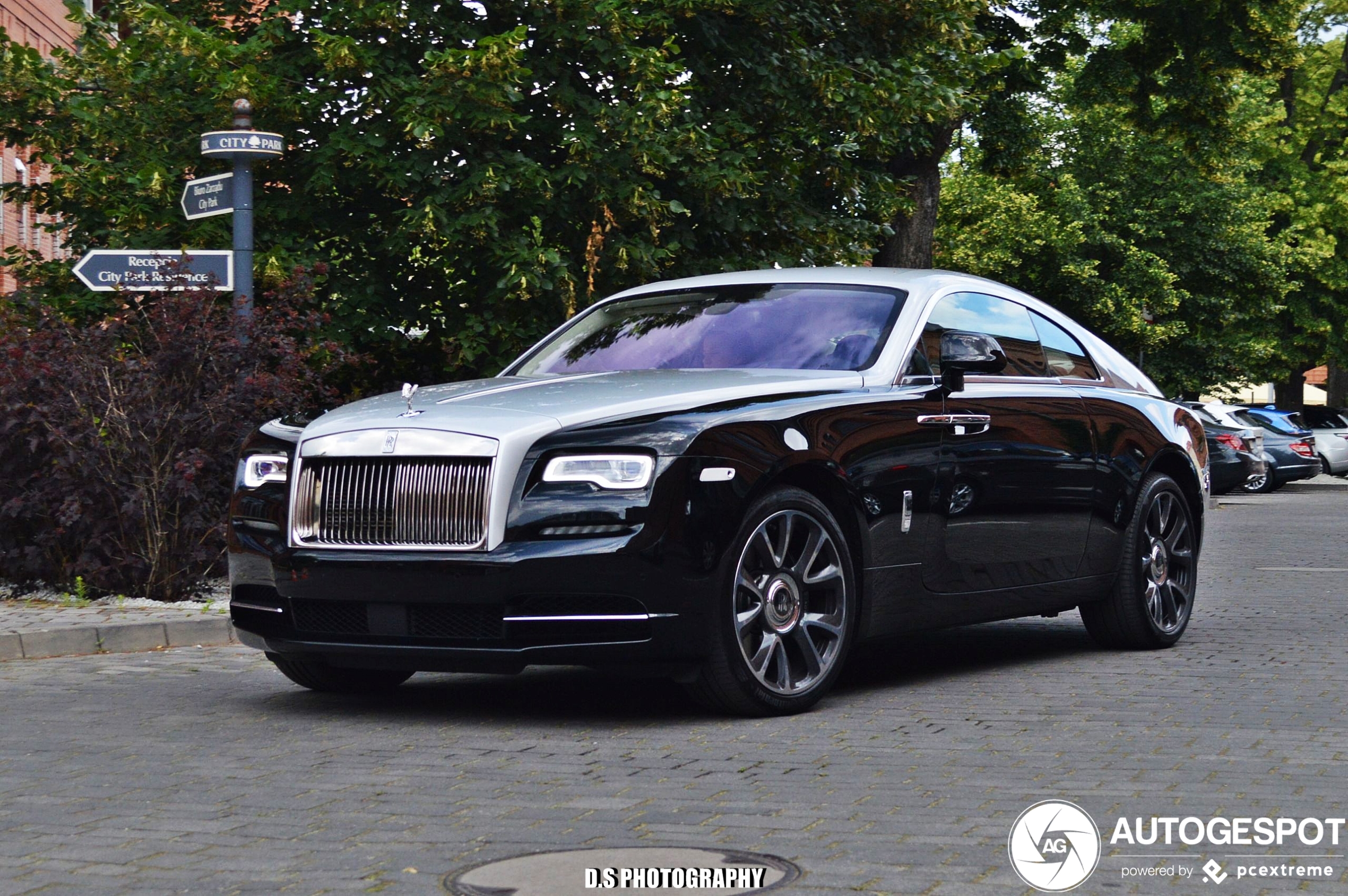 Rolls-Royce Wraith Series II