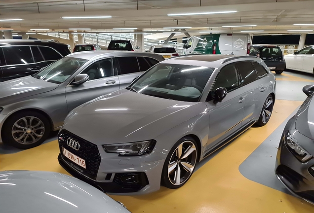 Audi RS4 Avant B9