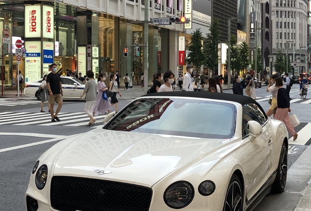 Bentley Continental GTC 2019