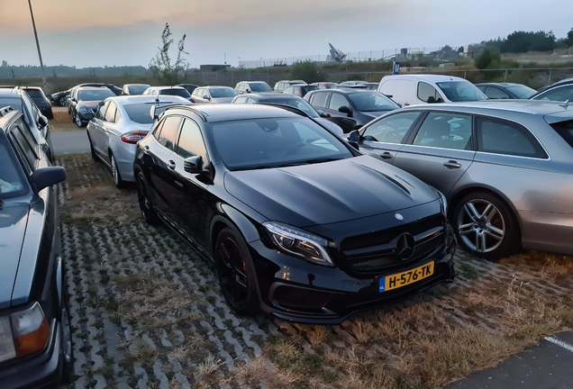 Mercedes-Benz GLA 45 AMG X156