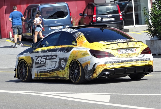 Mercedes-Benz CLA 45 AMG C117