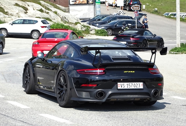 Porsche 991 GT2 RS Weissach Package