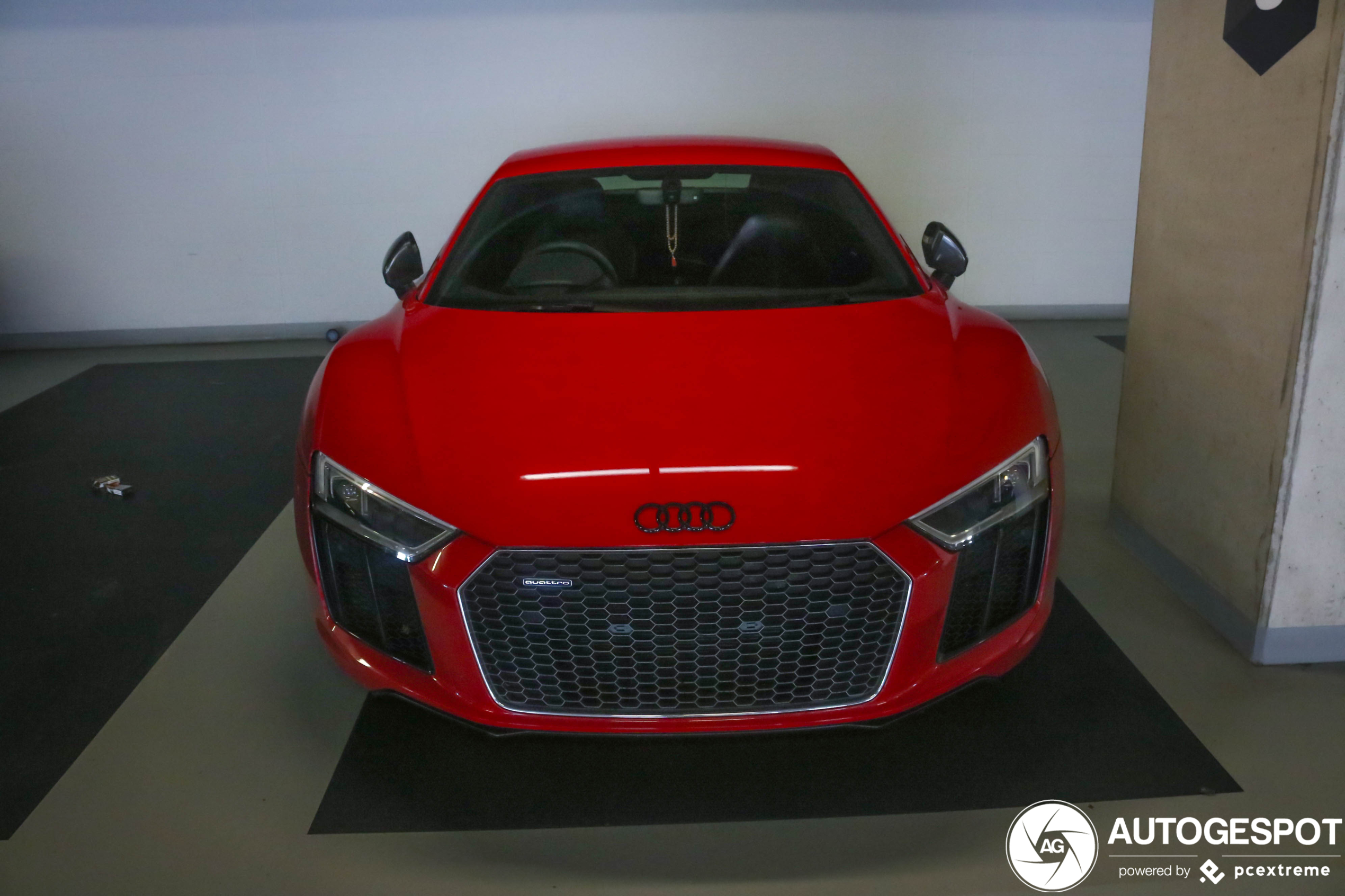 Audi R8 V10 2015