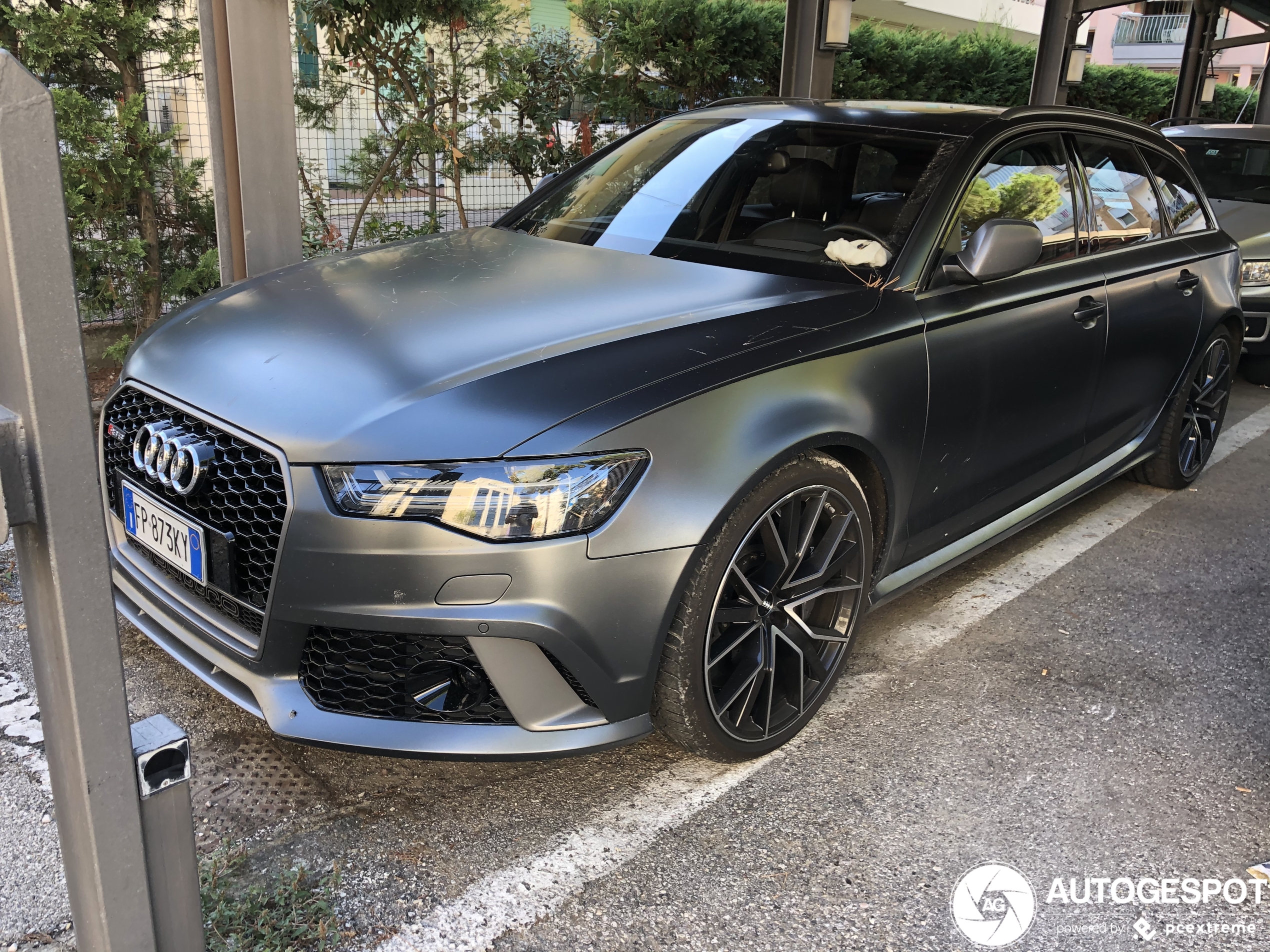 Audi RS6 Avant C7 2015