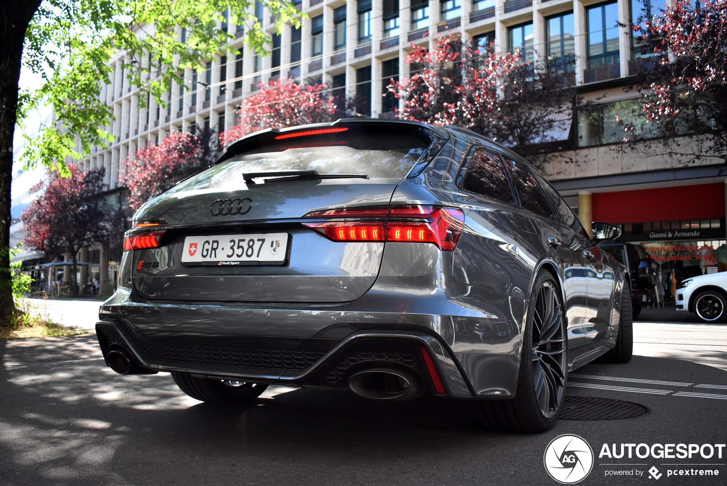 Audi RS6 Avant C8