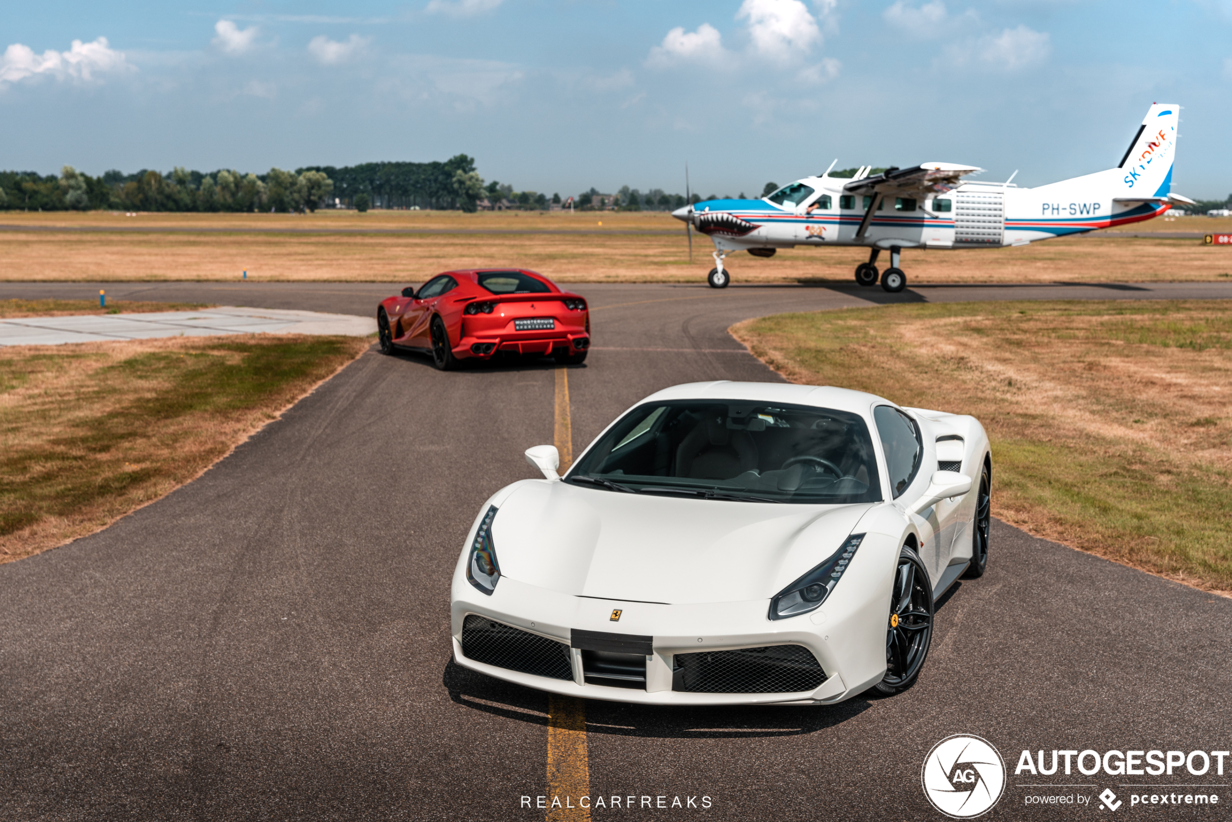 Još jedan zagrizao prašinu: Ferrari 812 Superfast završio u jarku