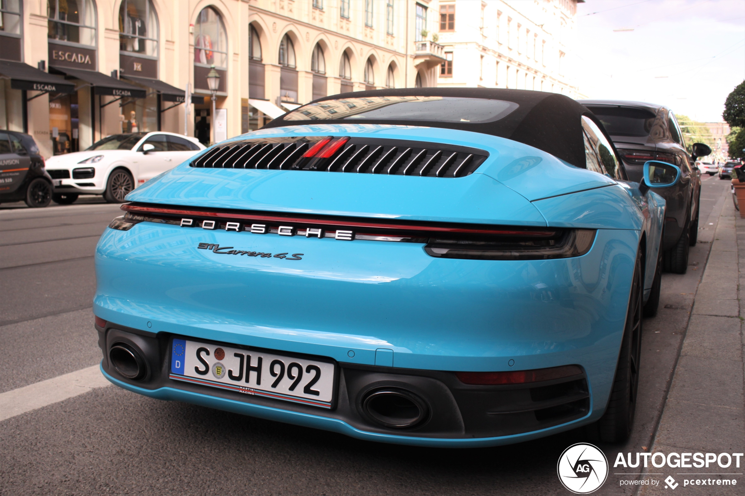 Porsche 992 Carrera 4S Cabriolet