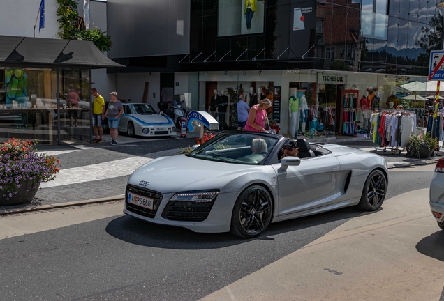 Audi R8 V10 Spyder 2013