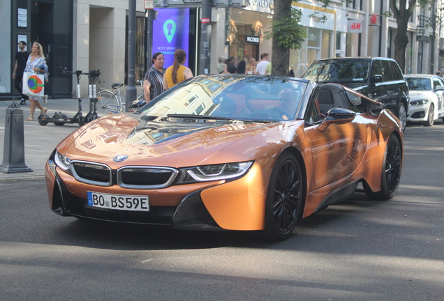 BMW i8 Roadster