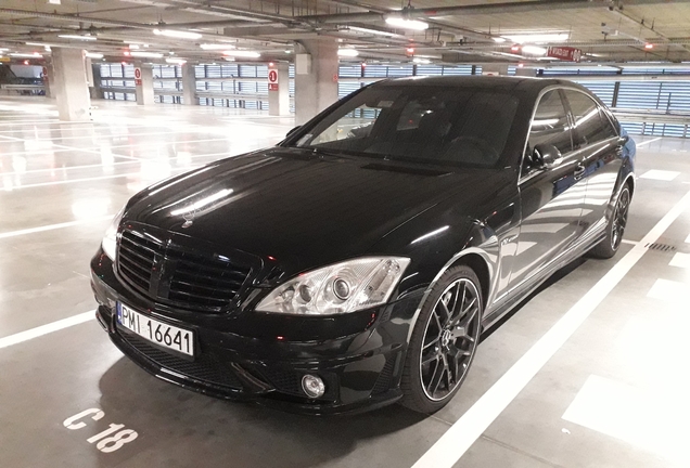 Mercedes-Benz S 65 AMG V221