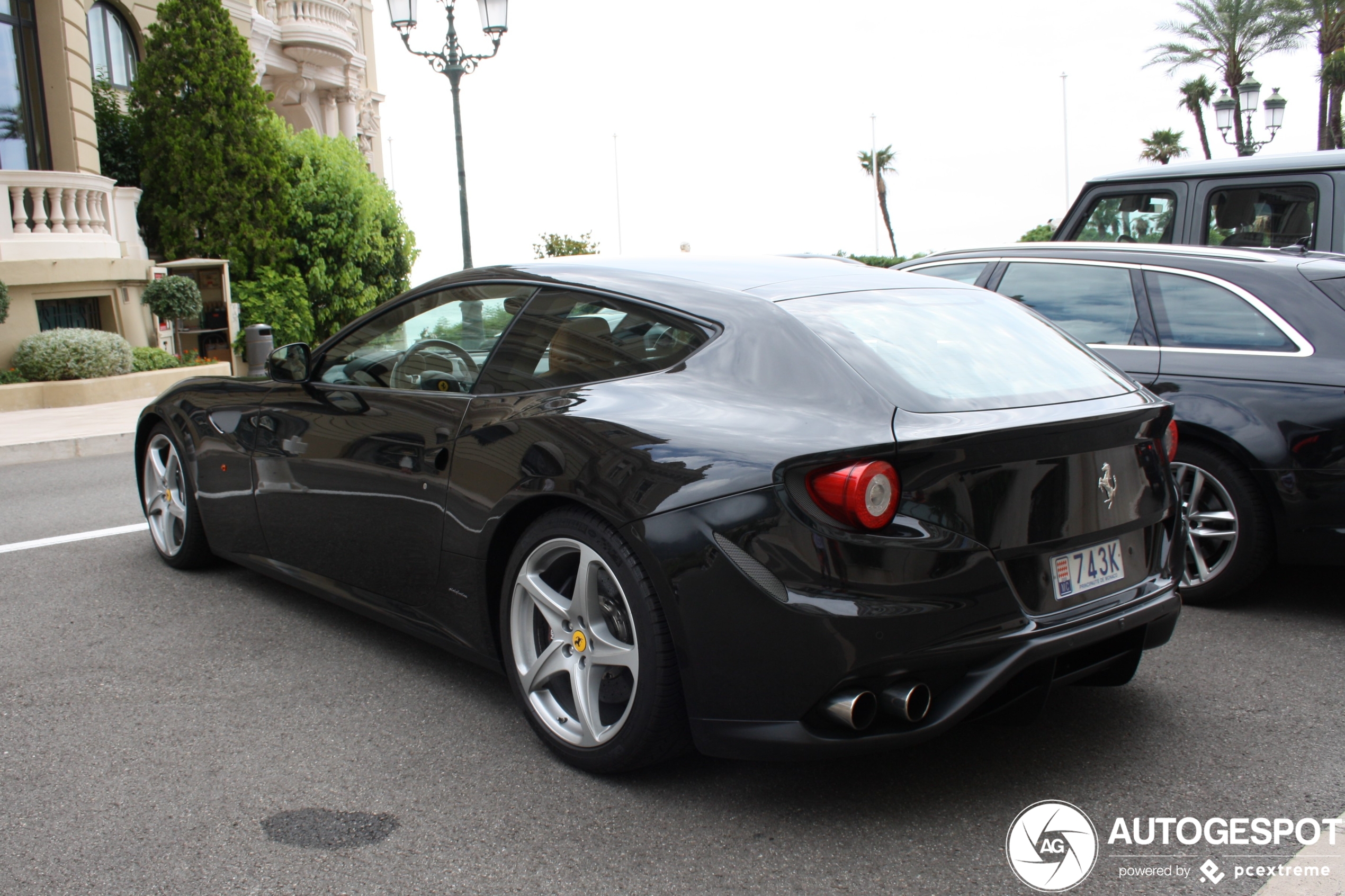 Ferrari FF