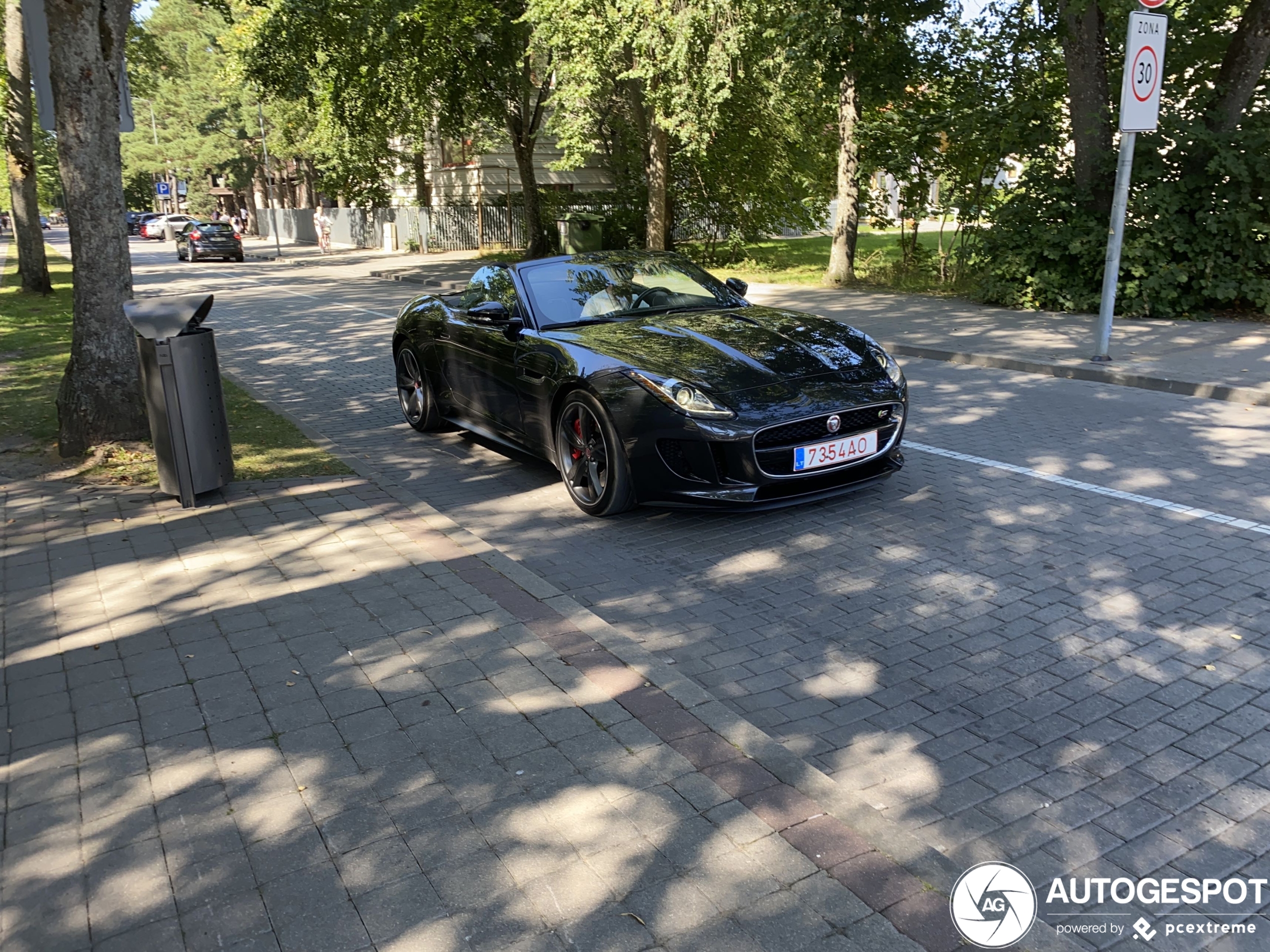 Jaguar F-TYPE S V8 Convertible