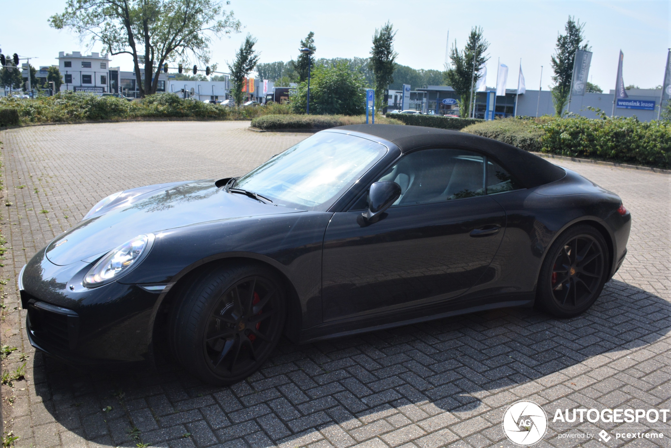 Porsche 991 Carrera 4S Cabriolet MkII